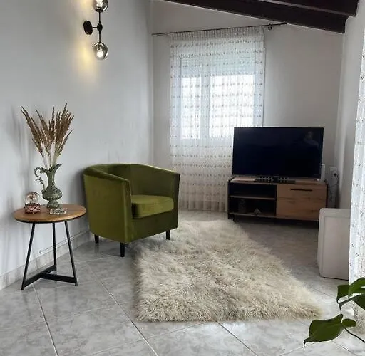 The Penthouse * 卡斯托里亚